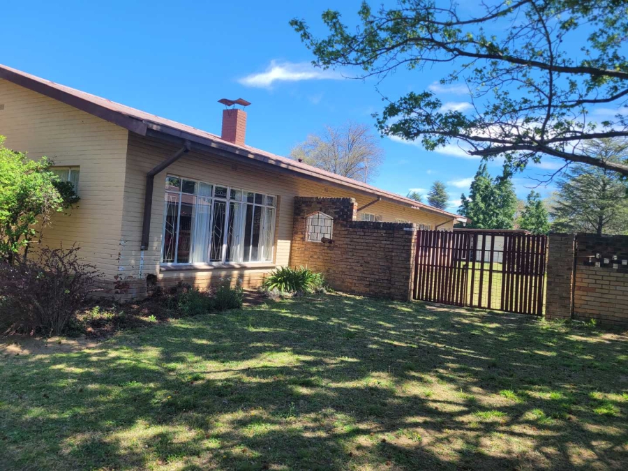 5 Bedroom Property for Sale in Panorama Free State